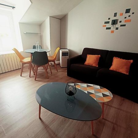 "Le Petit Paradis" Au Centre Ville D'โอโยนนักซ์ ภายนอก รูปภาพ